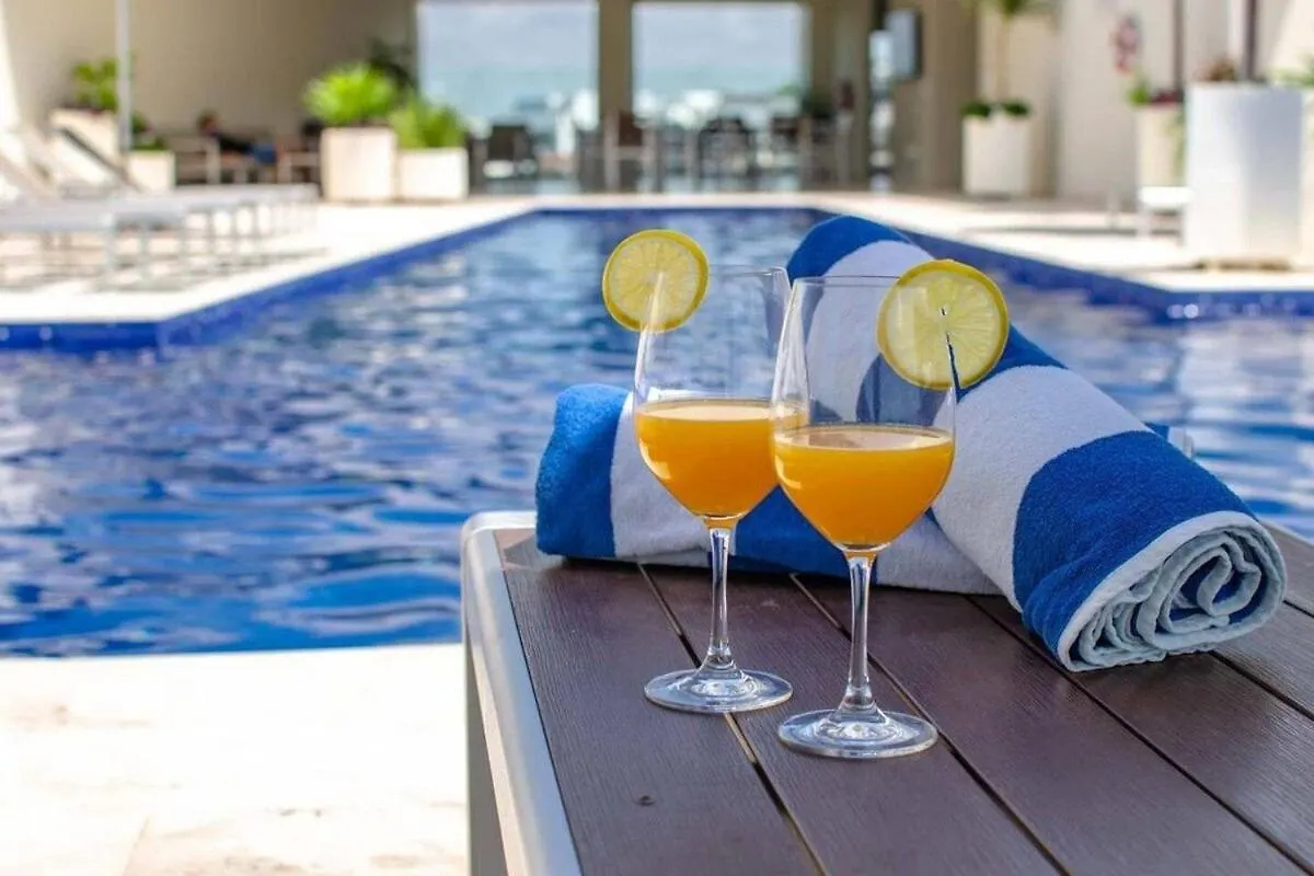 1 Rec. | A Pasos De La Playa | Roof C/Vista Al Mar Apartman Playa del Carmen